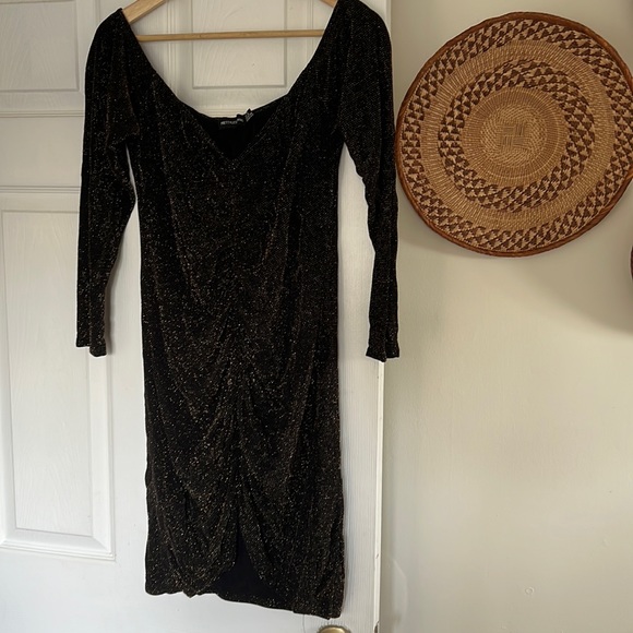 ***FREE w/purchase from my closet. Pretty little thing ruched gold shimmer dress - Picture 3 of 7